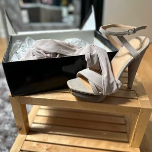 Suede stilettos sandal size 7 brand new in box